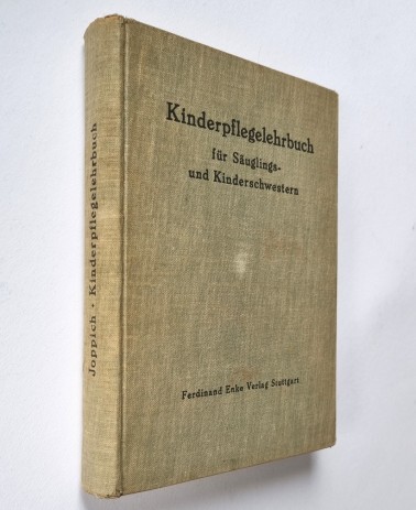 Kinderpflegelehrbuch für Säuglings- und Kinderschwestern, 1951, Einband