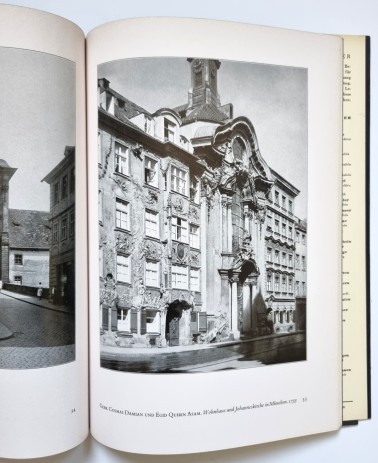 Deutsches Rokoko, Buchseite 35 Wohnhaus und Johanneskirche in München, Die Blauen Bücher 1956