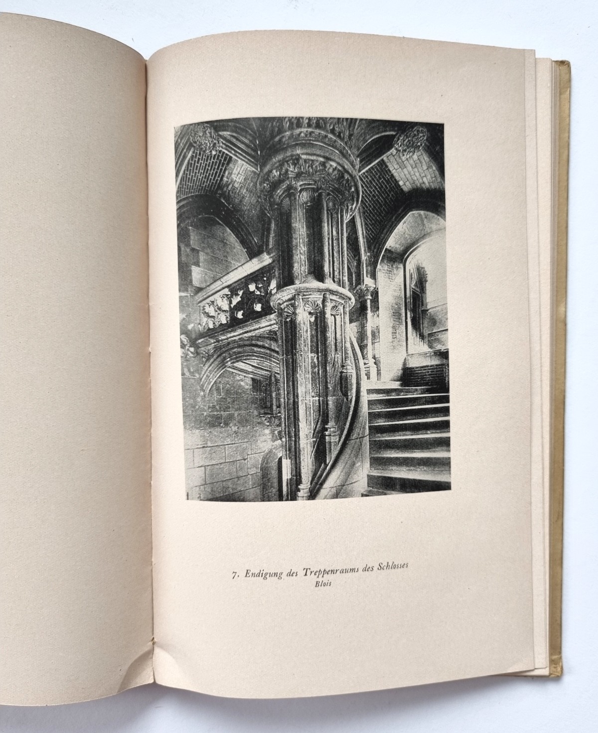 Plastik und Raum, Kunstbuch von A.E. Brinckmann 1922, Bildtafel 7