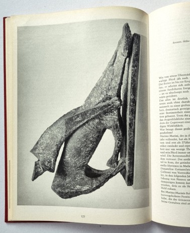 Alte und moderne Plastik, Buch von 1967, Bildtafel Plastik Il Miracolo - Das Wunder von M. Marini